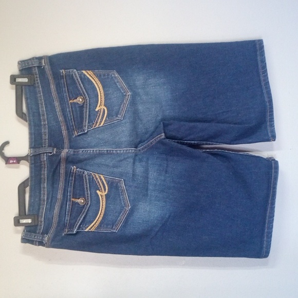 St John's Bay Women's Bermuda Shorts Size 12 - Picture 3 of 9